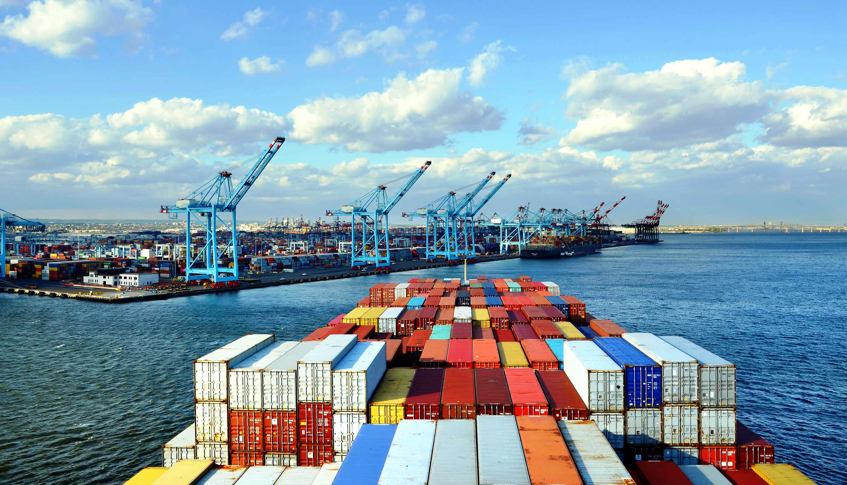 10.services-sea-freight-fcl-hero (1)